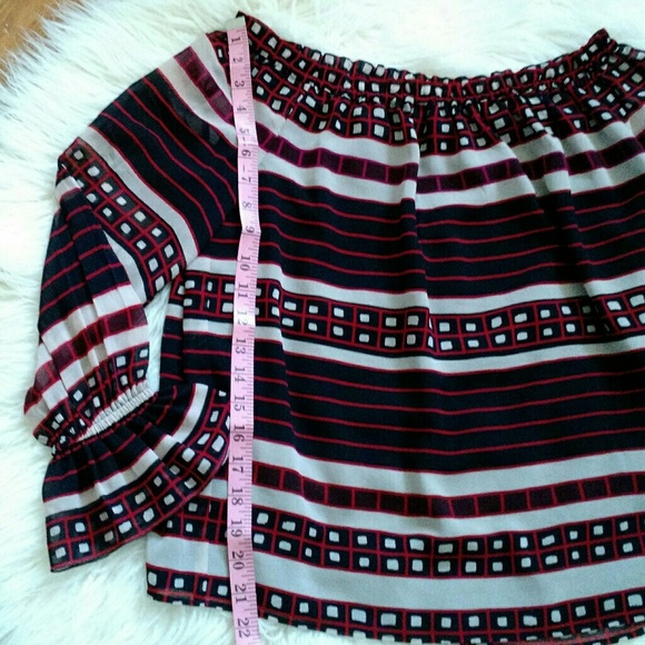 Ann Taylor LOFT Off The Shoulder Bell Sleeve Blouse Ruffle Navy Sz Small - Picture 3 of 4